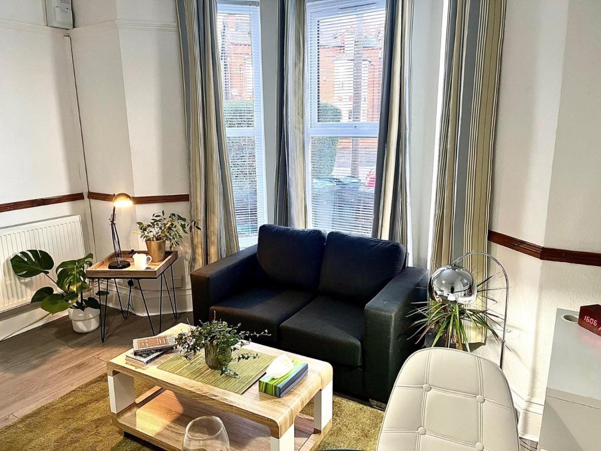 Apartment Reservoir Retreat *