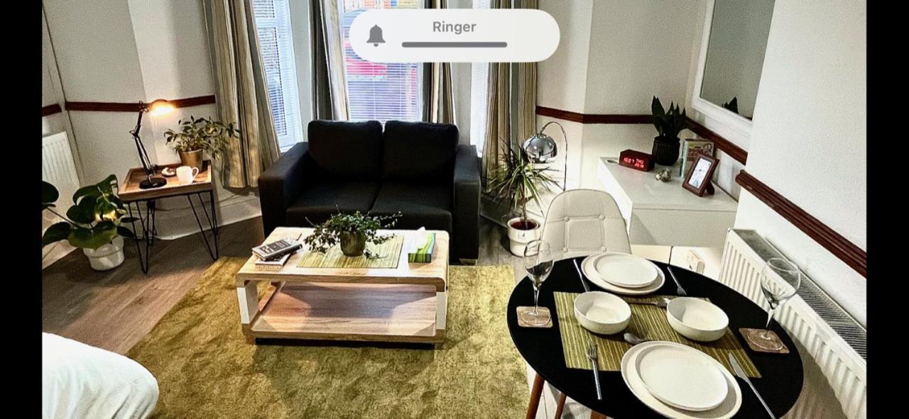 Apartment Reservoir Retreat